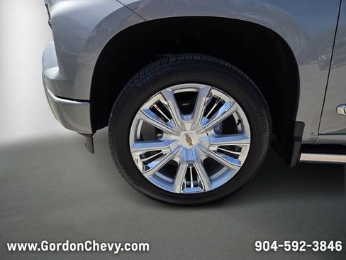 Used 2026 Chevrolet Silverado 1500 High Country image 11