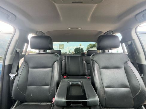Used 2018 Chevrolet Silverado 1500 LT w/ All Star Edition AWD/4WD image 21