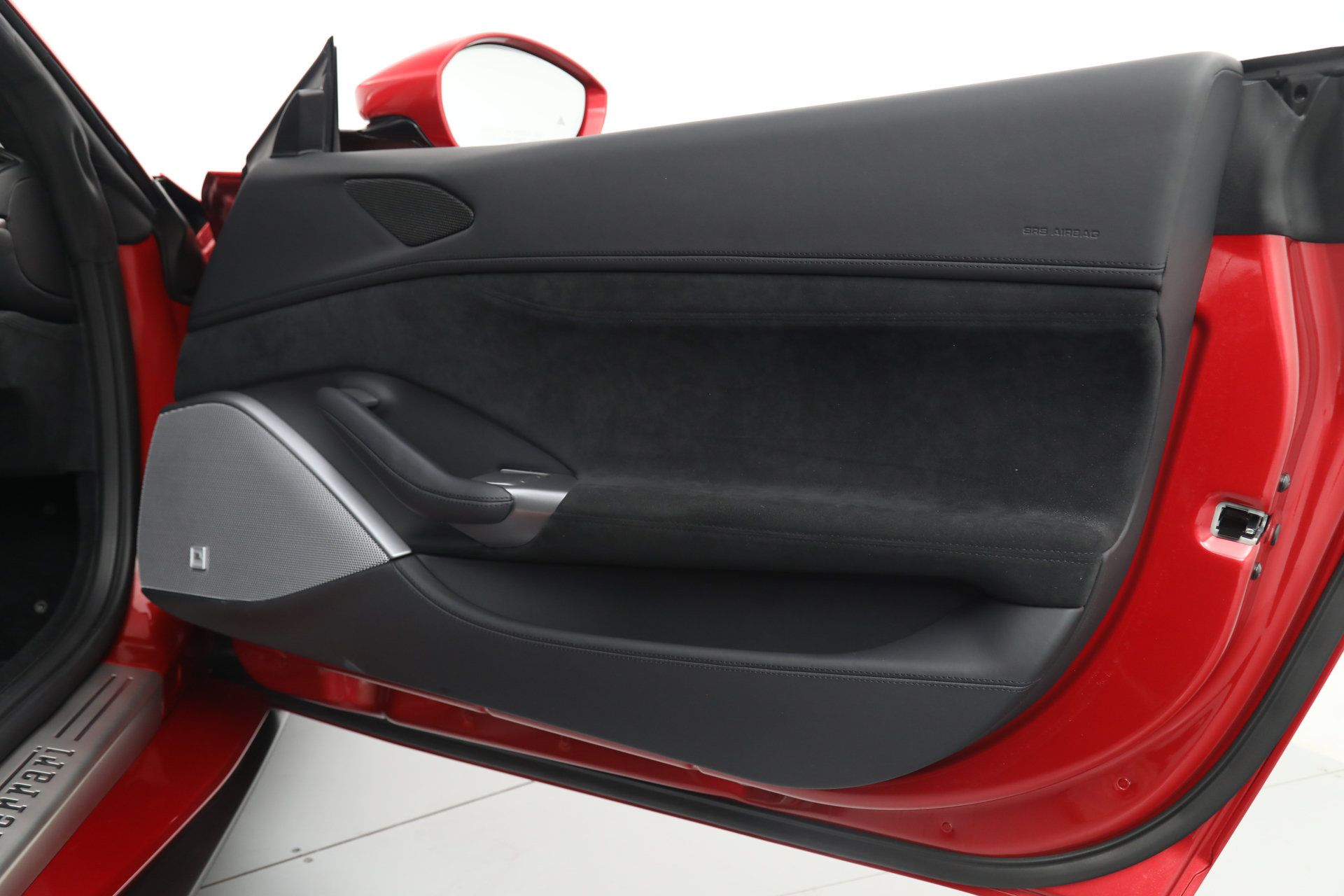 Certified 2023 Ferrari Portofino M RWD image 22