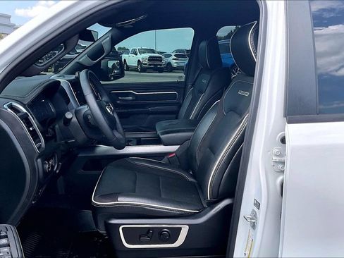 Used 2025 RAM 1500 Laramie AWD/4WD image 24