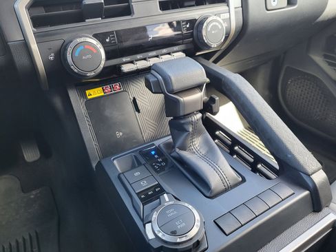 Certified 2025 Toyota Tacoma SR5 image 12