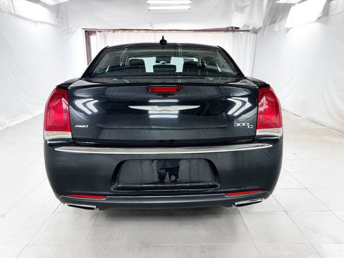 Used 2016 Chrysler 300 C AWD/4WD image 5