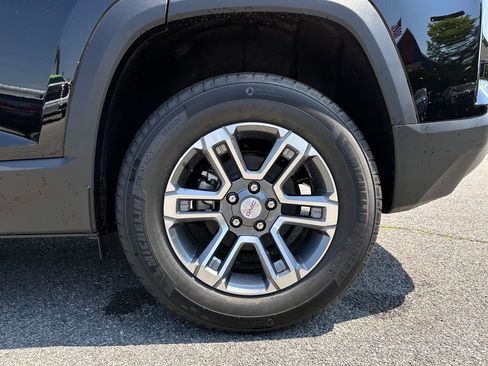 New 2026 GMC Terrain Elevation w/ Technology Package II AWD/4WD image 30