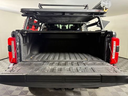 Used 2024 Ford F250 Lariat w/ Lariat Ultimate Package AWD/4WD image 31
