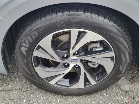 Used 2023 Subaru Legacy Premium image 9