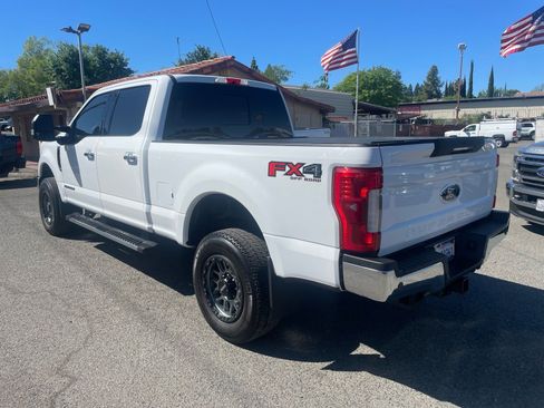Used 2017 Ford F250 Lariat w/ Lariat Ultimate Package image 3
