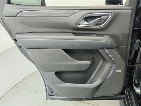 Used 2021 GMC Yukon SLT w/ SLT Luxury Plus Package image 17