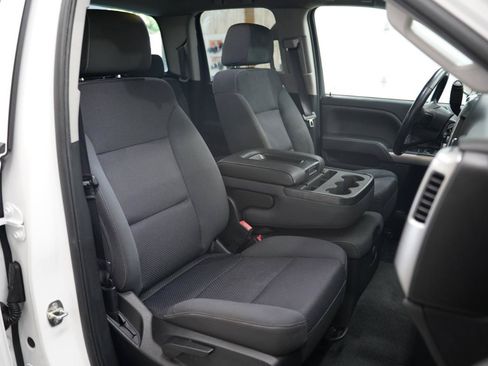 Used 2019 Chevrolet Silverado 1500 LT AWD/4WD image 26