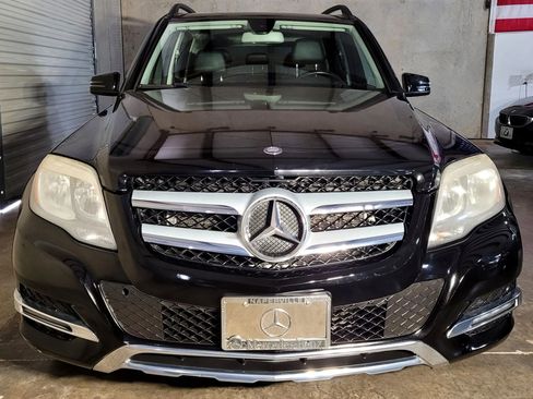 Used 2015 Mercedes-Benz GLK 350 4MATIC image 2