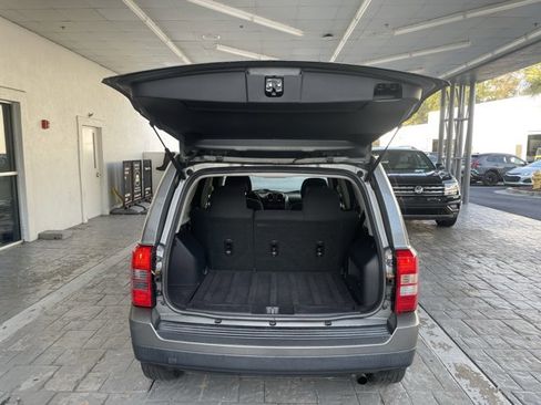 Used 2014 Jeep Patriot Latitude image 7