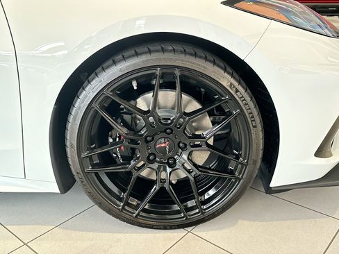 New 2025 Chevrolet Corvette Stingray Preferred Conv w/ Z51 Performance Package image 10