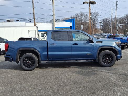 Certified 2024 GMC Sierra 1500 Elevation w/ Elevation Premium Package image 7
