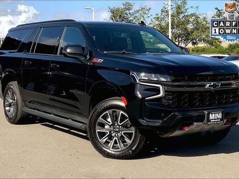Used 2022 Chevrolet Suburban Z71 w/ Luxury Package AWD/4WD image 32