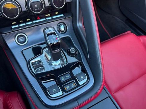 Used 2024 Jaguar F-TYPE R-Dynamic image 6