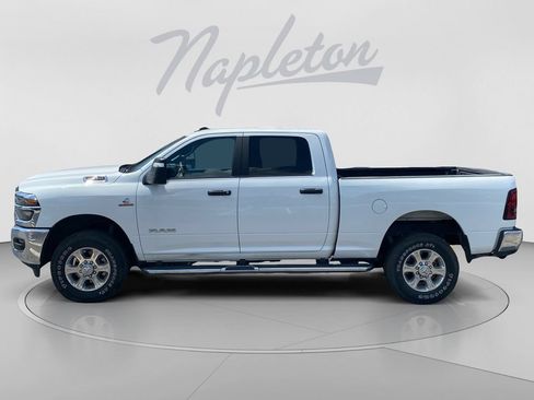 Used 2026 RAM 2500 Big Horn AWD/4WD image 2