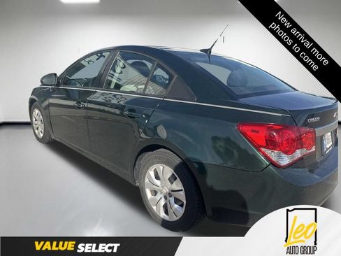Used 2014 Chevrolet Cruze LS FWD image 5