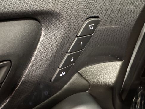 Used 2021 Chevrolet Traverse Premier w/ Redline Edition image 25