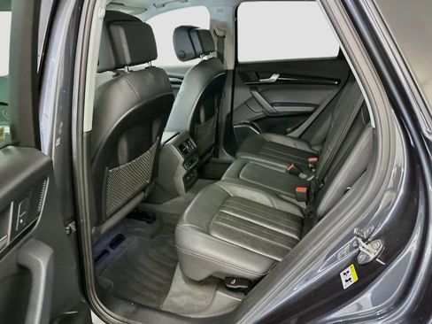 Used 2020 Audi Q5 2.0T Premium Plus w/ Premium Plus Package AWD/4WD image 30