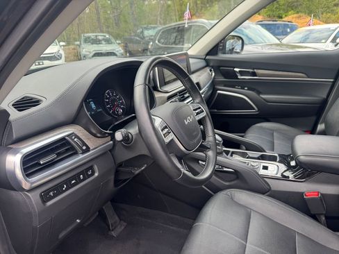 Used 2022 Kia Telluride EX w/ EX Premium Package AWD/4WD image 26