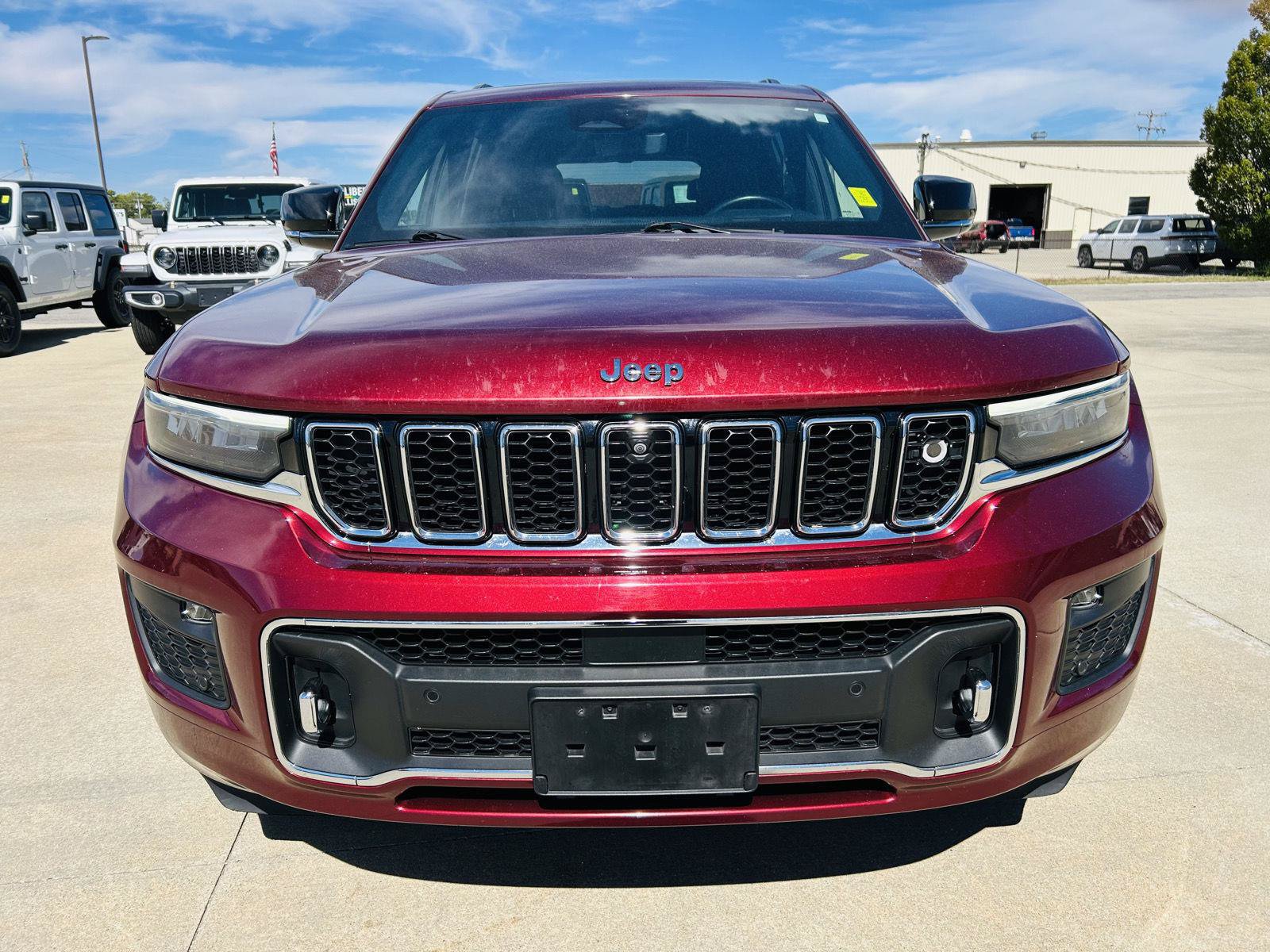 Used 2021 Jeep Grand Cherokee L Overland w/ Advanced Protech Group III AWD/4WD image 43