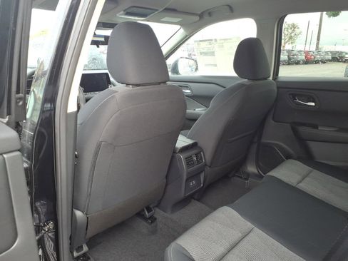 New 2026 Nissan Rogue SV FWD image 7