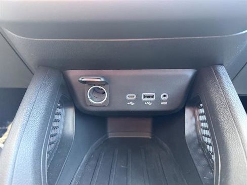 Used 2023 Chevrolet TrailBlazer RS w/ Sun and Liftgate Package image 39