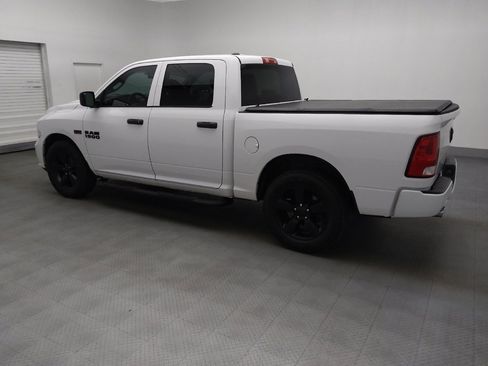Used 2017 RAM 1500 Express w/ Express Value Package RWD image 3