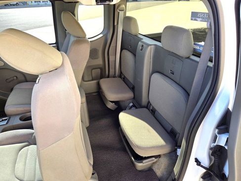 Used 2015 Nissan Frontier S RWD image 12