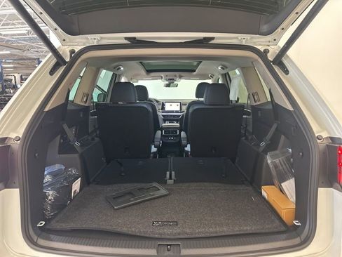New 2026 Volkswagen Atlas Peak Edition AWD/4WD image 15
