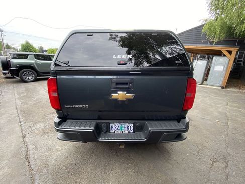 Used 2015 Chevrolet Colorado Z71 AWD/4WD image 5