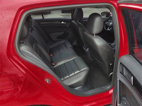 Used 2016 Volkswagen GTI SE w/ Lighting Package (SEL) image 19