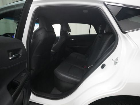 Used 2024 Toyota Venza Nightshade image 16