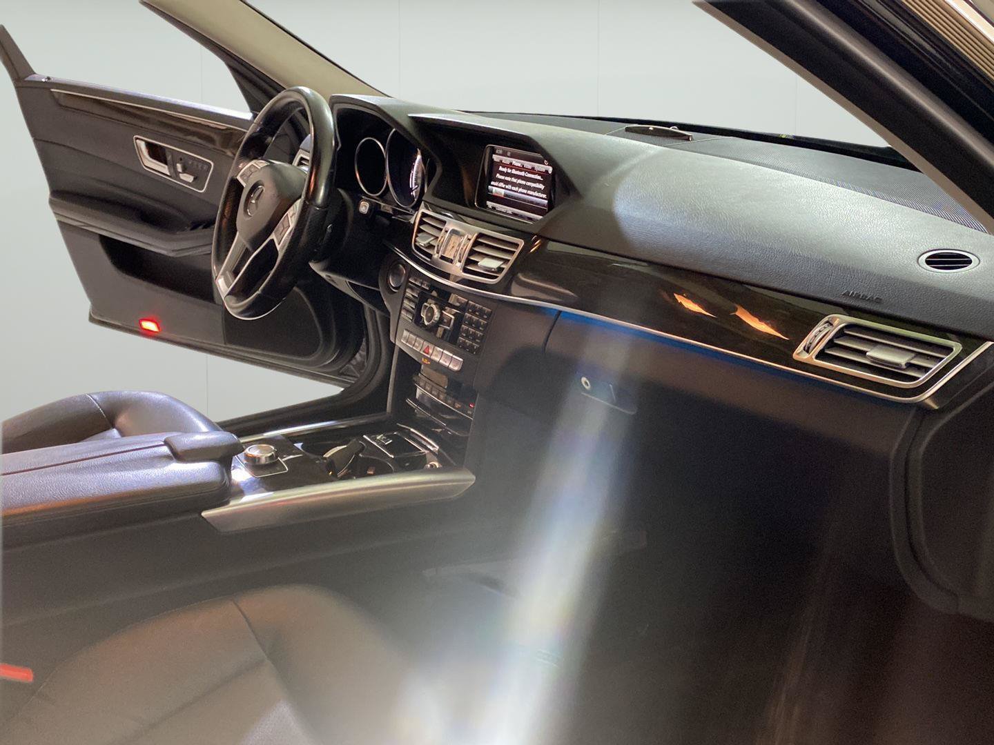 Used 2014 Mercedes-Benz E 350 4MATIC Sedan image 19