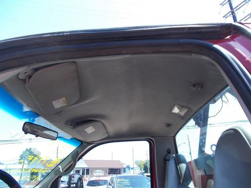Used 2001 Ford F450 2WD Regular Cab Super Duty image 12