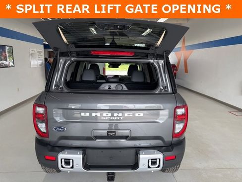 Used 2025 Ford Bronco Sport Badlands w/ Sasquatch Badlands Package image 36