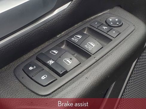 Used 2023 RAM 1500 Big Horn image 13