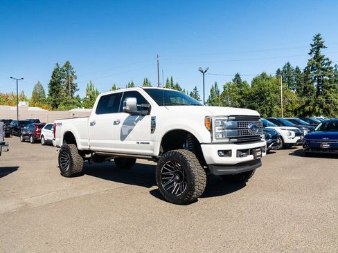 Used 2017 Ford F250 Platinum w/ Platinum Ultimate Package image 26