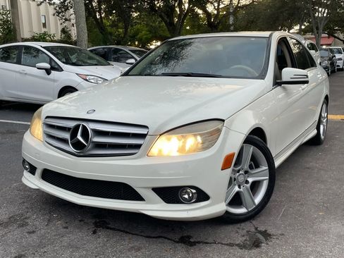 Used 2010 Mercedes-Benz C 300 Sedan image 2