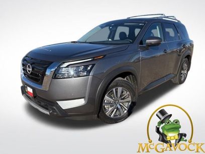 Used 2025 Nissan Pathfinder SL