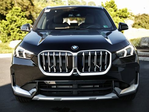 Used 2025 BMW X1 xDrive28i w/ Technology Package image 14