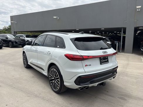 New 2026 Audi SQ5 Prestige AWD/4WD image 8