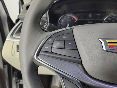 Used 2020 Cadillac XT5 Premium Luxury FWD image 22
