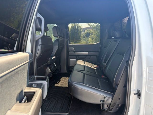 Used 2024 Ford F150 Lariat AWD/4WD image 17