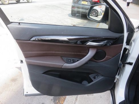 Used 2018 BMW X1 xDrive28i image 28