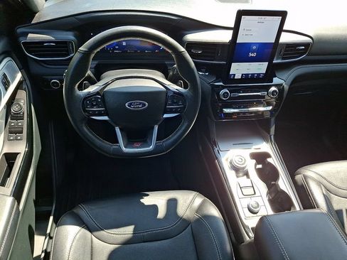 Used 2023 Ford Explorer ST w/ Equipment Group 401A AWD/4WD image 2