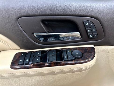 Used 2012 GMC Yukon Denali image 18