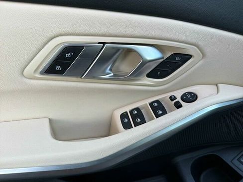 Used 2020 BMW 330i Sedan w/ Convenience Package image 13