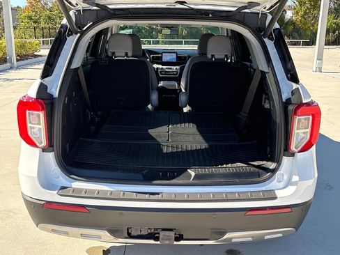 Certified 2021 Ford Explorer XLT w/ Equipment Group 202A image 30