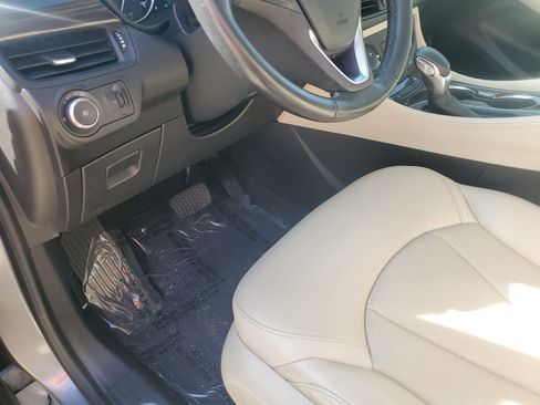 Used 2020 Buick Envision Premium image 26