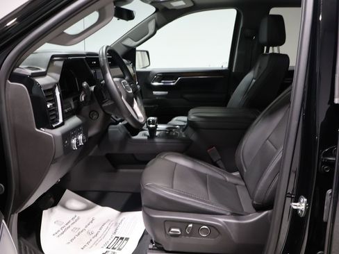 Used 2024 GMC Sierra 1500 Denali w/ Technology Package image 12